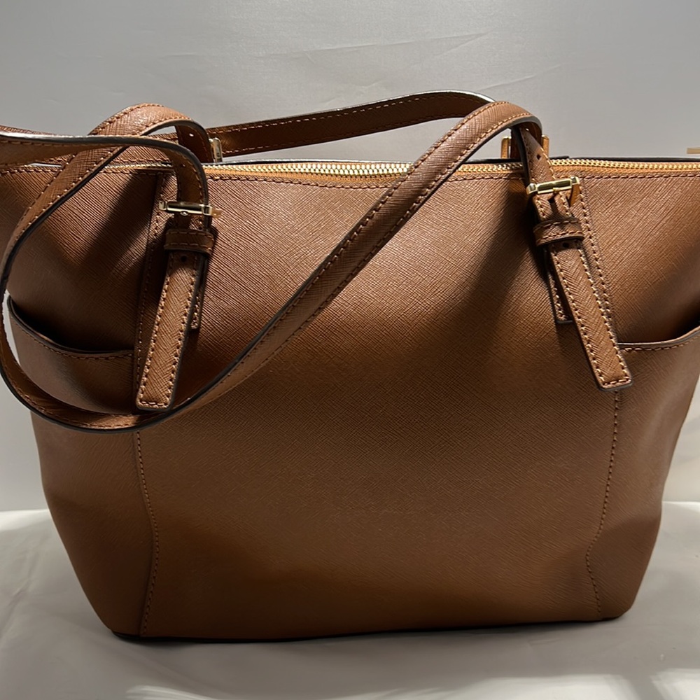 Michael Kors bag - Picture 2 of 5